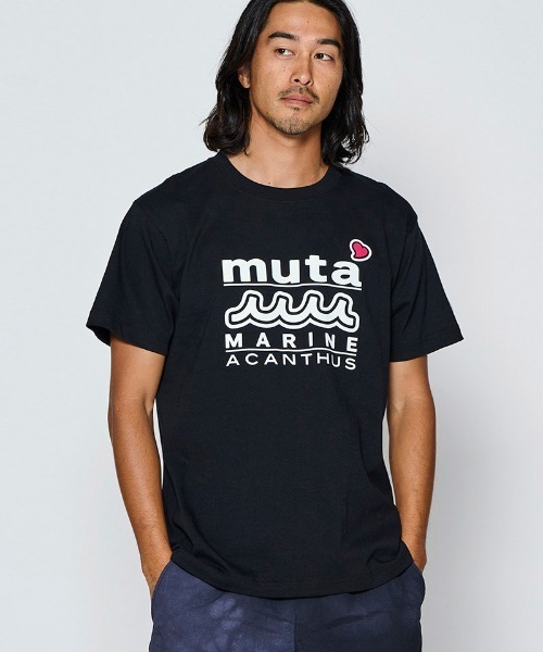 ACANTHUS(アカンサス)の「mt10688- W-name logo S-S tee waveロゴTシャツ(MA2728)(Tシャツ/カットソー・メンズ・ネイビー/ブラック/ホワイト・L/XL/M/S)」の2枚目の写真