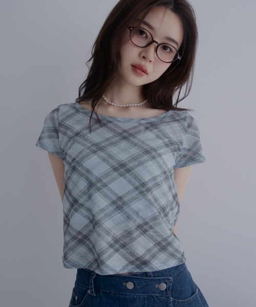 JUMELLE(ジュメロ)の「バイアスチェックTシャツ(Tシャツ/カットソー・レディース・ベージュ/ブルー・FREE)」の13枚目の写真