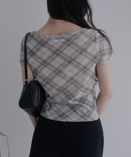 JUMELLE(ジュメロ)の「バイアスチェックTシャツ(Tシャツ/カットソー・レディース・ベージュ/ブルー・FREE)」の5枚目の写真