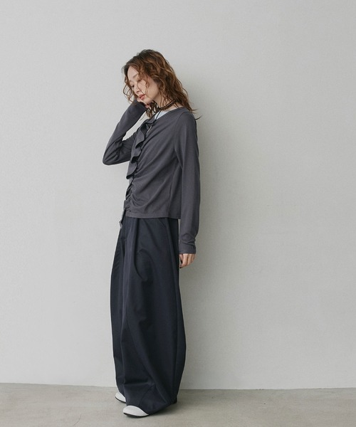ad thie(アドティエ)の「フロントギャザー フリル トップス(カーディガン/ボレロ・レディース・チャコール/ブラウン/ブラック・FREE)」の8枚目の写真