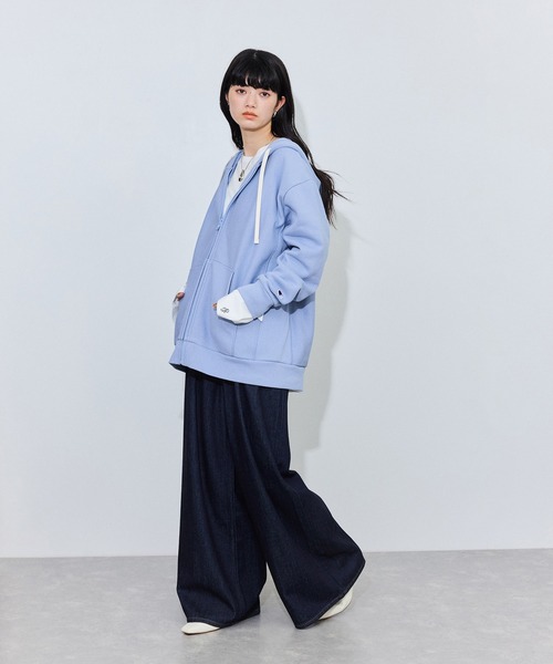 upperhights(アッパーハイツ)の「【upper hights for ADAM ET ROPE'】別注 CARRIE(デニムパンツ・レディース・ネイビー・24/23/22/25)」の3枚目の写真