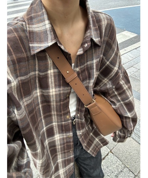 CORNERS（コーナーズ）の「ボリュームスリーブチェックシャツ（シャツ/ブラウス・レディース・ブラック/グリーン/ブラウン・M）」の2枚目の写真