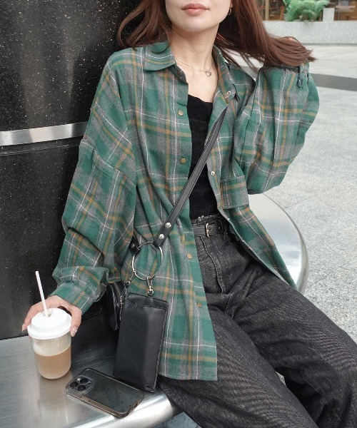 CORNERS（コーナーズ）の「ボリュームスリーブチェックシャツ（シャツ/ブラウス・レディース・ブラック/グリーン/ブラウン・M）」の3枚目の写真