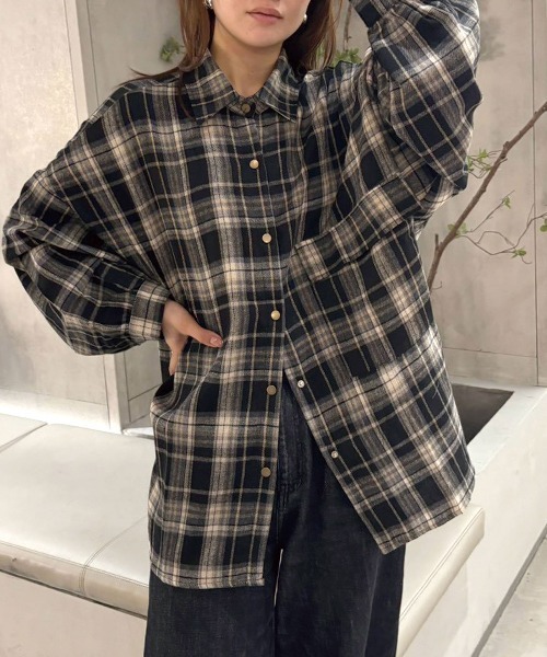 CORNERS（コーナーズ）の「ボリュームスリーブチェックシャツ（シャツ/ブラウス・レディース・ブラック/グリーン/ブラウン・M）」の4枚目の写真