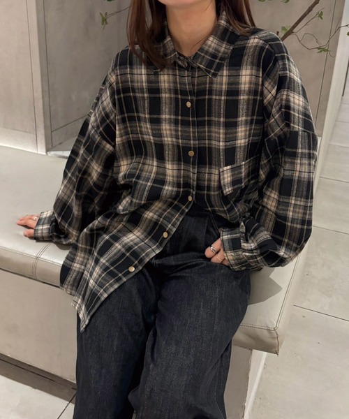 CORNERS（コーナーズ）の「ボリュームスリーブチェックシャツ（シャツ/ブラウス・レディース・ブラック/グリーン/ブラウン・M）」の6枚目の写真