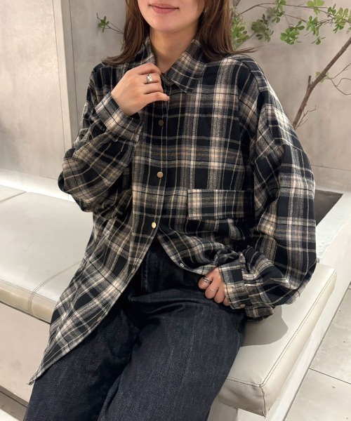 CORNERS（コーナーズ）の「ボリュームスリーブチェックシャツ（シャツ/ブラウス・レディース・ブラック/グリーン/ブラウン・M）」の8枚目の写真