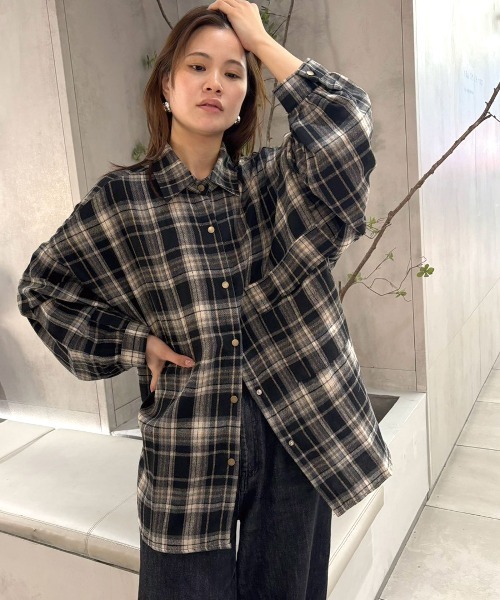 CORNERS（コーナーズ）の「ボリュームスリーブチェックシャツ（シャツ/ブラウス・レディース・ブラック/グリーン/ブラウン・M）」の9枚目の写真