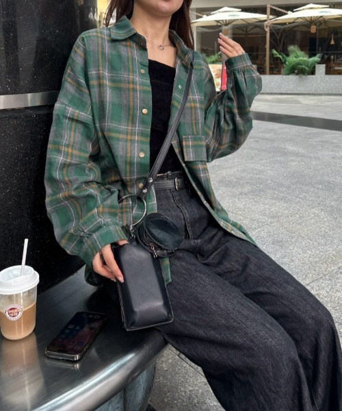 CORNERS（コーナーズ）の「ボリュームスリーブチェックシャツ（シャツ/ブラウス・レディース・ブラック/グリーン/ブラウン・M）」の15枚目の写真