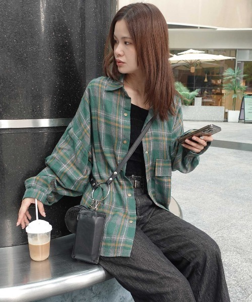 CORNERS（コーナーズ）の「ボリュームスリーブチェックシャツ（シャツ/ブラウス・レディース・ブラック/グリーン/ブラウン・M）」の19枚目の写真