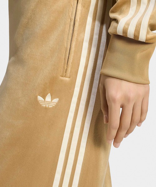 adidas(アディダス)の「adidas/アディダス adidas ORI FB VELOUR TP アディダス オリジナルス ファイヤーバード ベロアトラックパンツ ラインパンツ ジャージ サイドライン メンズ レディース 2026年 秋 秋服 冬 冬服(その他パンツ・メンズ・ブラック/アイボリー/ライトブラウン・S/M/L/XL)」の7枚目の写真