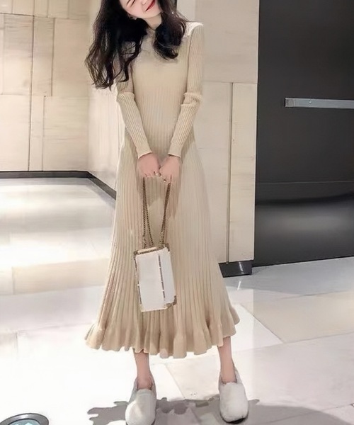 Alvia(アルビア)の「フリル裾リブニットマーメイドワンピース(ワンピース・レディース・アイボリー/ラベンダー/ブラック・M)」の1枚目の写真