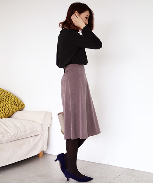 N.(N. Natural Beauty Basic)(エヌエヌナチュラルビューティーベーシック)の「ハイウエストスウェードスカート(スカート・レディース・ブラック/ベージュ/グレー・SMALL/MEDIUM)」の16枚目の写真