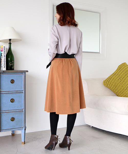 N.(N. Natural Beauty Basic)(エヌエヌナチュラルビューティーベーシック)の「ハイウエストスウェードスカート(スカート・レディース・ブラック/ベージュ/グレー・SMALL/MEDIUM)」の13枚目の写真