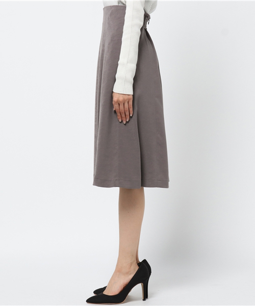 N.(N. Natural Beauty Basic)(エヌエヌナチュラルビューティーベーシック)の「ハイウエストスウェードスカート(スカート・レディース・ブラック/ベージュ/グレー・SMALL/MEDIUM)」の5枚目の写真
