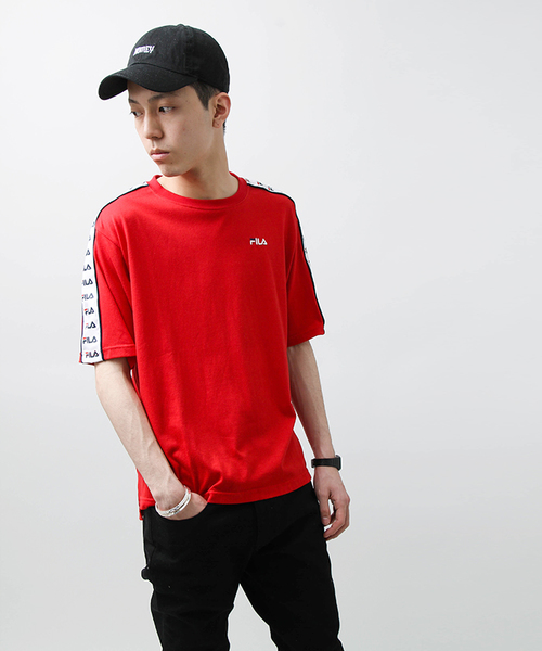 FILA(フィラ)の「∴WEGO/FILAラインテープTシャツ(Tシャツ/カットソー・メンズ・ネイビー/レッド・MEDIUM/LARGE)」の7枚目の写真