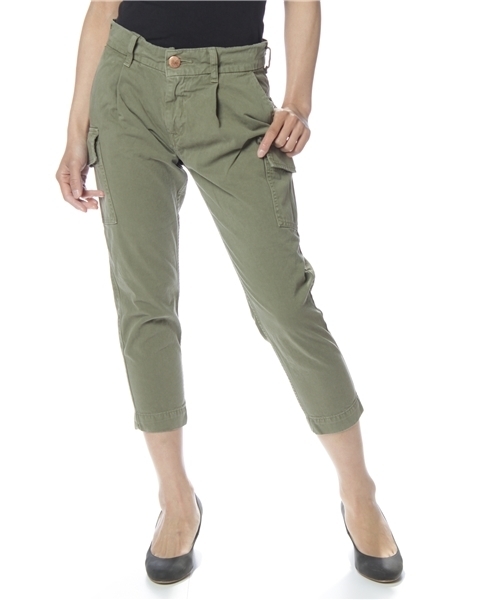 alcali（アルカリ）の「RED CARD /  カーゴクロップドパンツ(Slouchy Cargo Cropped)（カーゴパンツ・レディース・ライトベージュ/ライトカーキ・2/3/4）」の2枚目の写真