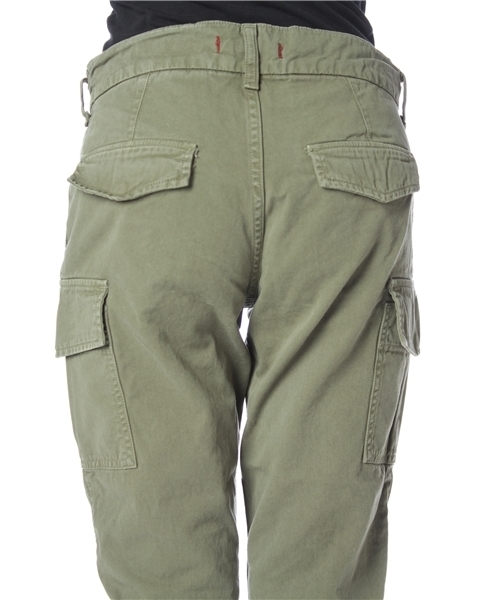 alcali（アルカリ）の「RED CARD /  カーゴクロップドパンツ(Slouchy Cargo Cropped)（カーゴパンツ・レディース・ライトベージュ/ライトカーキ・2/3/4）」の4枚目の写真