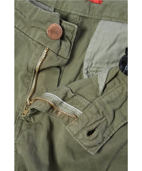 alcali（アルカリ）の「RED CARD /  カーゴクロップドパンツ(Slouchy Cargo Cropped)（カーゴパンツ・レディース・ライトベージュ/ライトカーキ・2/3/4）」の9枚目の写真