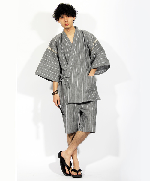 ８(eight)（エイト）の「しじら織り 甚平 上下セット コットン 涼しい（浴衣・メンズ・チャコールグレー/ネイビー/キナリ/グレー系その他2/ブルー/グレー系その他/ダークネイビー/ブラック×グレー/ブラック/ワイン・X-LARGE/LARGE/MEDIUM）」の6枚目の写真