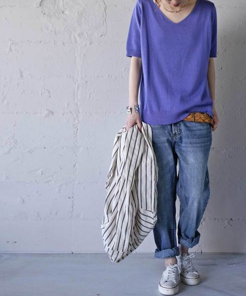 antiqua(アンティカ)の「ダブルVネック5分袖スリットコットンニット(Tシャツ/カットソー・レディース・ピンク/ブラック/ホワイト/ネイビー/ブルー/マスタード・FREE)」の11枚目の写真