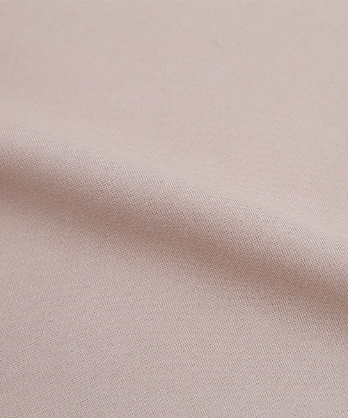 Luz Llena(ラズレナ)の「ロングカフス・スキッパーブラウス(シャツ/ブラウス・レディース・オフホワイト/グレイッシュベージュ・MEDIUM)」の4枚目の写真