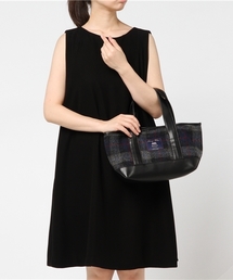 mimis（ミイーミイーズ）の「MOONミニトートバッグ（トートバッグ）」