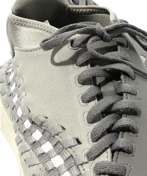 NIKE(ナイキ)の「ナイキ AIR FOOTSCAPE WOVEN CHUKKA ウーブンチャッカ(スニーカー・メンズ・グレー/ブラック・26.5cm/27.5cm/28cm/28.5cm/27cm)」の8枚目の写真