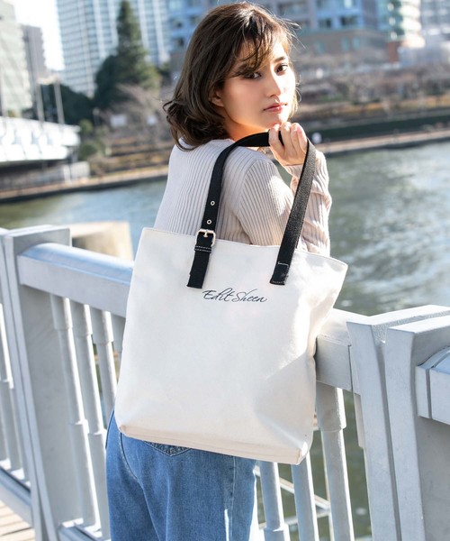 Edit Sheen（エディットシーン）の「縦型キャンバスロゴトートバッグ（トートバッグ・レディース・ブラック/ホワイト/アイボリー・FREE）」の6枚目の写真