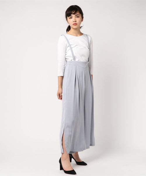 サスペンダーサイドスリットパンツ mysty woman（ミスティウーマン）の「サスペンダー付サイド