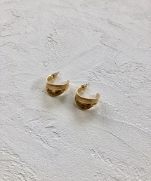 マットメタルピアス