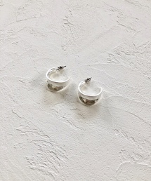マットメタルピアス