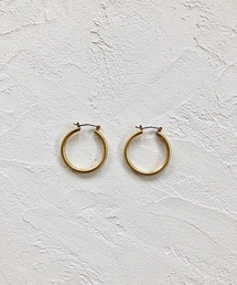 マットメタルピアス