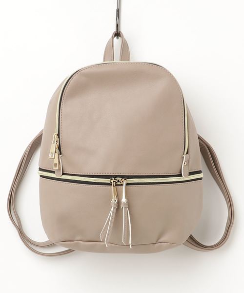 LuuNa（ルーナ）の「ZIP ポケット リュック（バックパック/リュック・レディース・ライトグレー/ネイビー/ブラック×ホワイト/キャメル・FREE）」の3枚目の写真