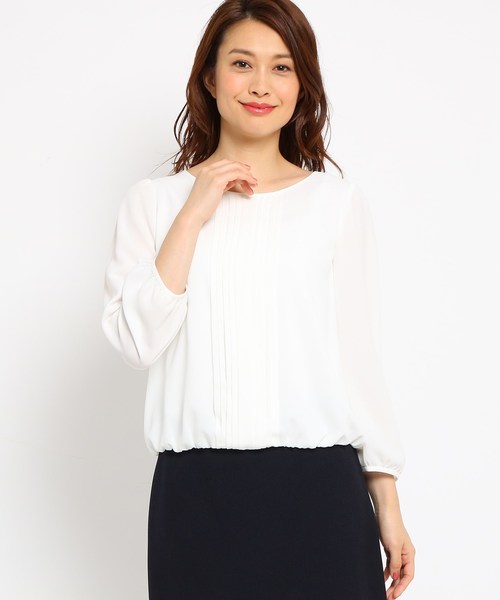 Sunauna(スーナウーナ)の「【洗える】フロントタックプルオーバー(シャツ/ブラウス・レディース・ライトグレー/オフホワイト・40/38/34)」の3枚目の写真