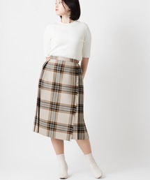 O'NEIL of DUBLIN｜オニールオブダブリンのスカート（ベージュ系・無地