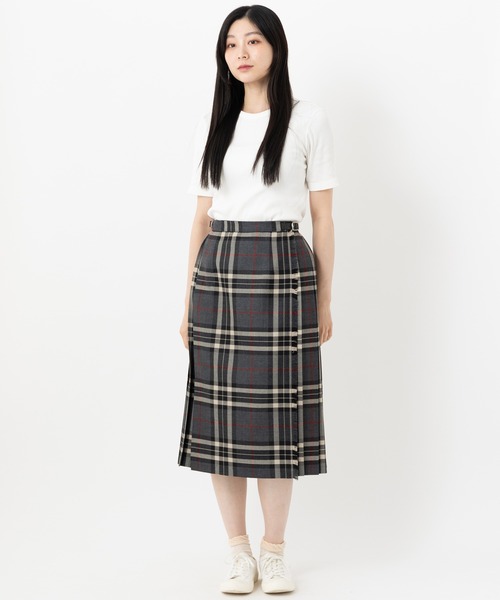 O'NEIL of DUBLIN（オニールオブダブリン）の「【別注カラーあり】 O'Neil of Dublin 100% ウーステッドウール キルトスカート レギュラー 73cm（スカート・レディース・ブラック×グリーン/ホワイト×ネイビー/ブラック/ダークグリーン/ネイビー/グレー/レッド/グリーン/モスグリーン/ダークグレー/マスタード/ワインレッド/ホワイト×レッド/ホワイト×グリーン/ホワイト×ブラック/ブラック×ホワイト/ホワイト系その他/ベージュ系その他/グリーン系その他/ブルー系その他/キャメル/ローズ/ブラック系その他/ライトパープル/ピンク系その他/カーキ/オレンジ/グリーン系その他2/ブラウン/イエロー/ライトブルー/ダークブルー/ライトグレー/チャコールグレー/ネイビー系/ブルー/パープル/ライトブラウン/バイオレット/イエロー系その他/グリーン系その他3/グレイッシュベージュ/ブルー系その他3/ブルー系その他4/グリーン系その他4/インディゴブルー/ブルー系その他2/ピンク/ブラウン系その他/グリーン系その他5/グレー系その他/ブラウン×イエロー/レンガ/ブラウン系/ブルー系その他5/グレイッシュブルー/ブラウン系その他2/グリーン系その他6/ブルー系その他6/グレー系その他2/パープル系その他/オレンジ系その他・14/12/10/8/6/4）」の15枚目の写真