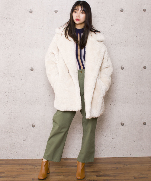 LUGG NAGG(ラグナグ)の「【Jewelobe/ ジュエローブ】もこもこ ボアコート(その他アウター・レディース・ホワイト/ベージュ/パープル/ピンク・FREE)」の5枚目の写真