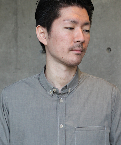 PAPER CHEST（ペーパーチェスト）の「PAPER CHEST MENS / ハケ目B.D.シャツ（シャツ/ブラウス・メンズ・イエロー/ブルー/カーキ・3/4）」の5枚目の写真