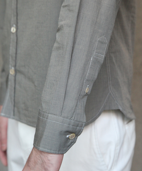 PAPER CHEST（ペーパーチェスト）の「PAPER CHEST MENS / ハケ目B.D.シャツ（シャツ/ブラウス・メンズ・イエロー/ブルー/カーキ・3/4）」の7枚目の写真