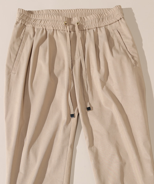 martinique（マルティニーク）の「【Marisol 6月号掲載】martinique/ストレッチウエストドローパンツ（チノパンツ・レディース・ベージュ/ブラック・1/2）」の11枚目の写真