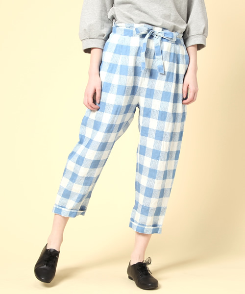 Dot＆Stripes CHILD WOMAN（ドットアンドストライプス　チャイルドウーマン）の「ビッグギンガムプリント　タックパンツ（その他パンツ・レディース・ブルー/ブラック・FREE）」の12枚目の写真