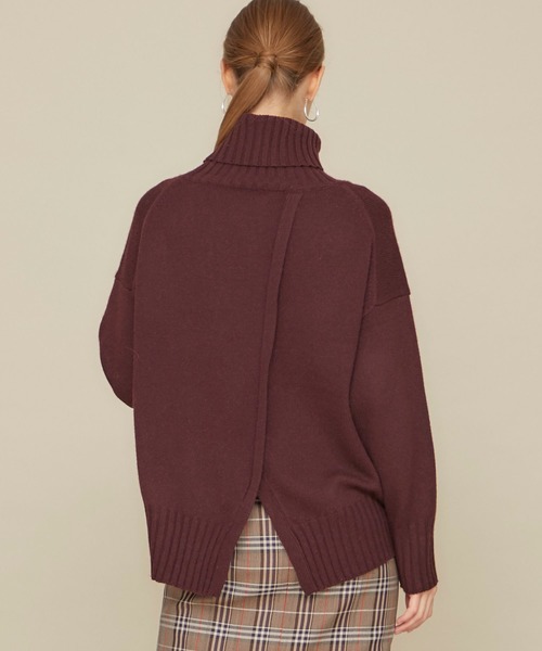 STUDIOUS(ステュディオス)の「【STUDIOUS】プライムカシミヤ バックシャン タートルニット(ニット/セーター・レディース・ブラウン/ライトベージュ/ライトグリーン・FREE)」の1枚目の写真