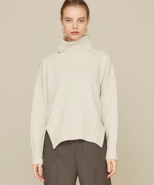 STUDIOUS(ステュディオス)の「【STUDIOUS】プライムカシミヤ バックシャン タートルニット(ニット/セーター・レディース・ブラウン/ライトベージュ/ライトグリーン・FREE)」の17枚目の写真