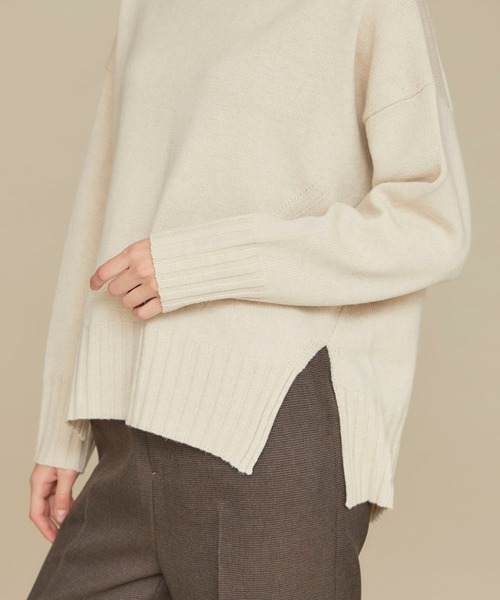 STUDIOUS(ステュディオス)の「【STUDIOUS】プライムカシミヤ バックシャン タートルニット(ニット/セーター・レディース・ブラウン/ライトベージュ/ライトグリーン・FREE)」の15枚目の写真
