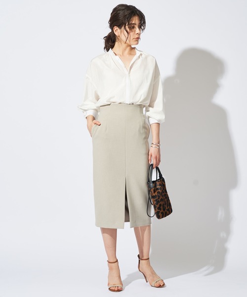 Whim Gazette（ウィムガゼット）の「フロントスリットタイト