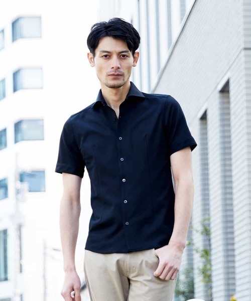 MICHEL KLEIN HOMME (ミッシェルクランオム)の「シャツ(ロジェ)(シャツ/ブラウス・メンズ・ホワイト/ブラック/ブルー・MEDIUM/LARGE/X-LARGE)」の3枚目の写真