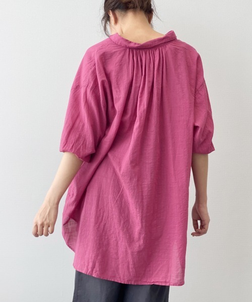 LAKOLE（ラコレ）の「スラブボイルボリュームシャツ / LAKOLE（シャツ/ブラウス・レディース・オフホワイト/サンドグレー/ワイン/グレー・SMALL/MEDIUM）」の18枚目の写真