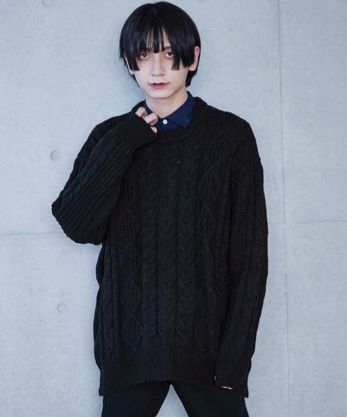 D Factory（ディー ファクトリー）の「オーバーサイズ アラン編み ビッグシルエット クルーネック ケーブルニットセーター（ニット/セーター・メンズ・杢グレー/ブラック/アイボリー/キャメル/パープル/ベージュ/ブラウン/ワイン・FREE）」の12枚目の写真