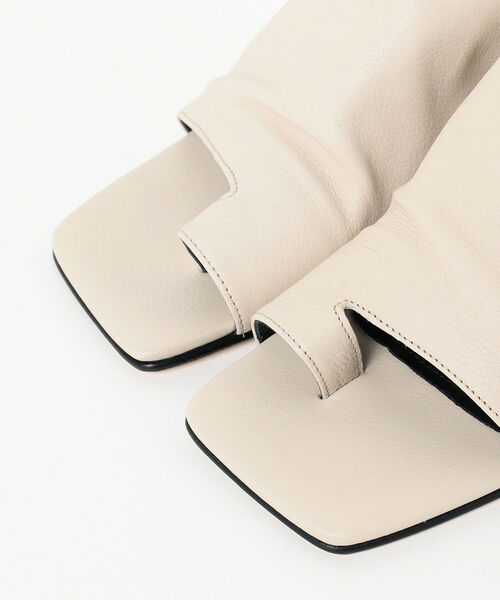 Ray BEAMS（レイビームス）の「FABIO RUSCONI / ヒール サンダル（サンダル・レディース・ブラック/ナチュラル・38/39/35/36/37）」の7枚目の写真