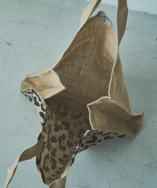 MAISON BENGAL（マイソンベンガル）の「Maison Bengal　レオパード柄BIGトート（トートバッグ・レディース・ベージュ・FREE）」の3枚目の写真